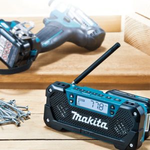 Cordless Radios for Worksites, Workshops and Outdoor Use