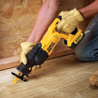 Cordless Reciprocating Saws